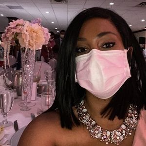 Meet your Posher, Shaneequa